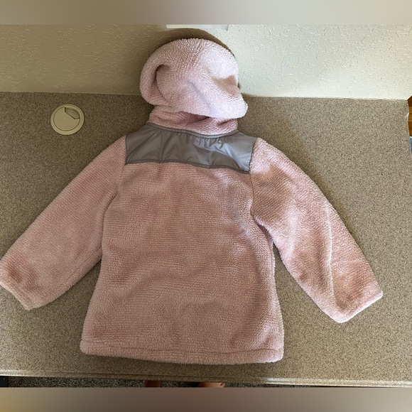 Cuddly Cozy Jacket Girls Size S Cozy Warm Pink Jacket - Picture 2 of 3